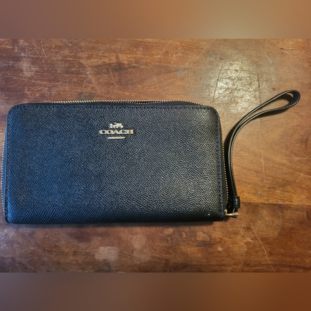 Coach Black Crossgrain Leather Phone Wristlet Wallet